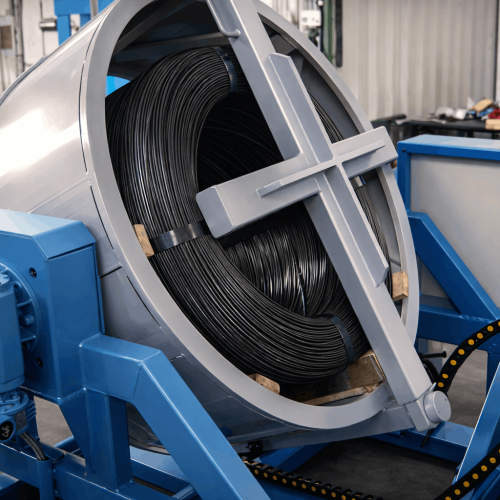 Tilter machine for reels and coils